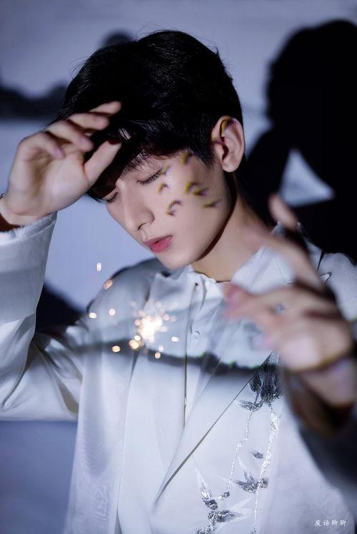 成毅单身爆料视频是真的吗,真相揭秘还是网络谣言？  第2张